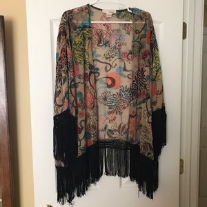 Floral fringe kimono